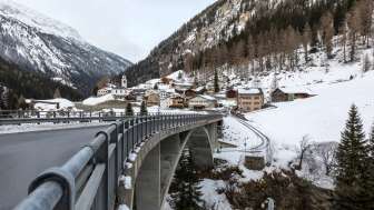 Ausserferrera im Sommer