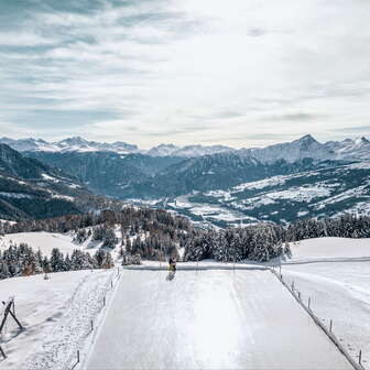 Aussicht vom Natureisfeld Alp Raguta