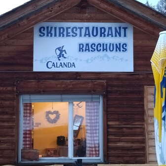 Skirestaurant Raschuns von Aussen