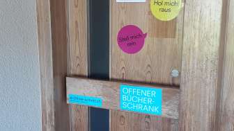 Bücherschrank Urmein