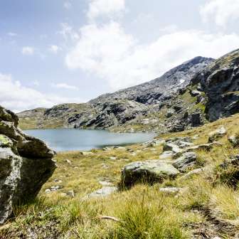 Oberer Schwarzsee über dem Madrisatal im Avers
