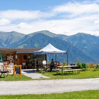 Das Kafi Stübali vom Stellplatz +plus+ in Sarn