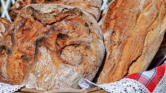 Holzofenbrot-Verkauf