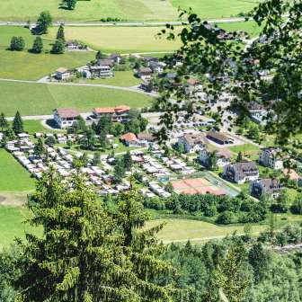 Camping Andeer im Sommer