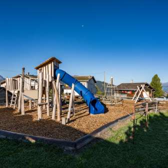 Spielplatz Feldis beim Schulhaus