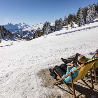 Die Aussicht von der Skihütte Feldis im Winter