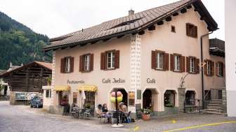 Café Konditorei Iselin in Andeer