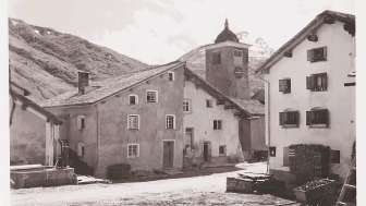 2026 Hinterrhein Dorfplatz zirka 1939 Fotograph unbekannt