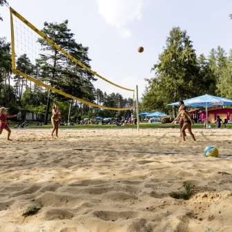 Das Beachvolleyball-Feld der Badi Thusis