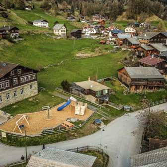 Spielplatz Feldis beim Schulhaus