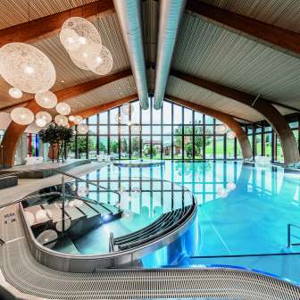 Das Innenbecken vom Mineralbad Andeer