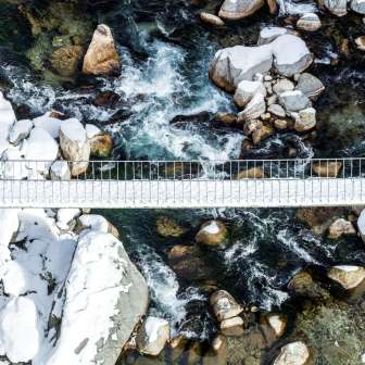 Pùnt da Suransuns im Winter