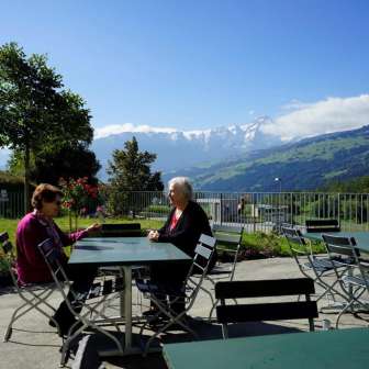 Viamala Tourismus Begegnungscafè Tgea Nue Bild 2