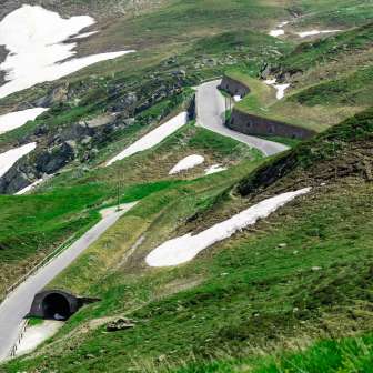 Die Lawinengalerie am Splügenpass