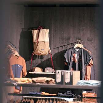 Der Shop von der Sportwerkstatt in der Story Thusis