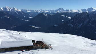 Lüsch Älpli Bar im Skigebiet Tschappina Heinzenberg