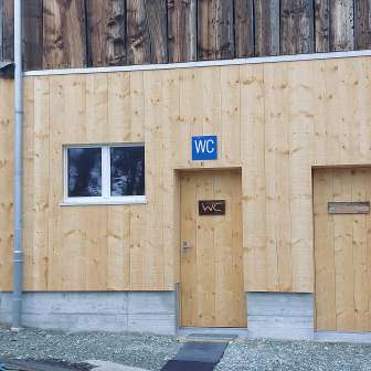 Öffentliche Toilette Obertschappina
