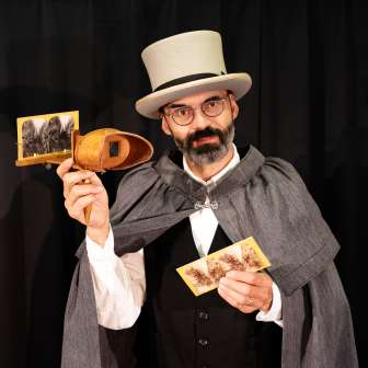 Szenische Aufführung mit Erwin Dirnberger in der CasaStorica Andeer