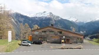 Das Restaurant Muntsulej im Sommer Das Restaurant Muntsulej im Sommer
