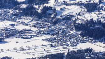 Dorf Cazis