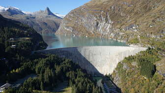 Die Staumauer Zervreila