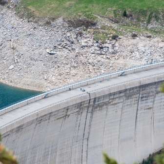 Die Staumauer im Valle di Lei