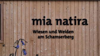 Ausstellung «mia natira - Wiesen und Weiden am Schamserberg»