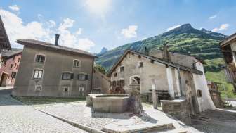 Hinterrhein Dorfplatz