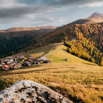 Obermutten im Herbst