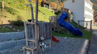 Spielplatz Tomils Spielplatz Tomils